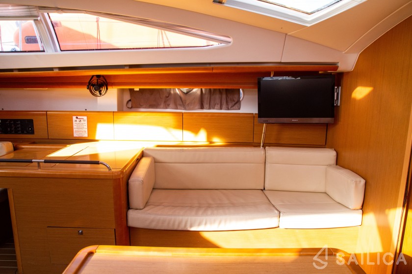 Sun Odyssey 50DS - Yacht Charter Sailica