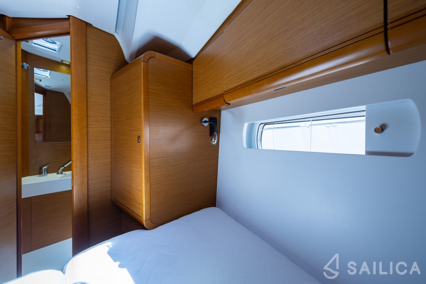 Sun Odyssey 509 - Yacht Charter Sailica