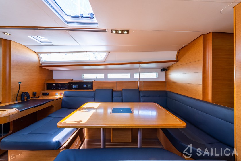 Sun Odyssey 509 - Yacht Charter Sailica