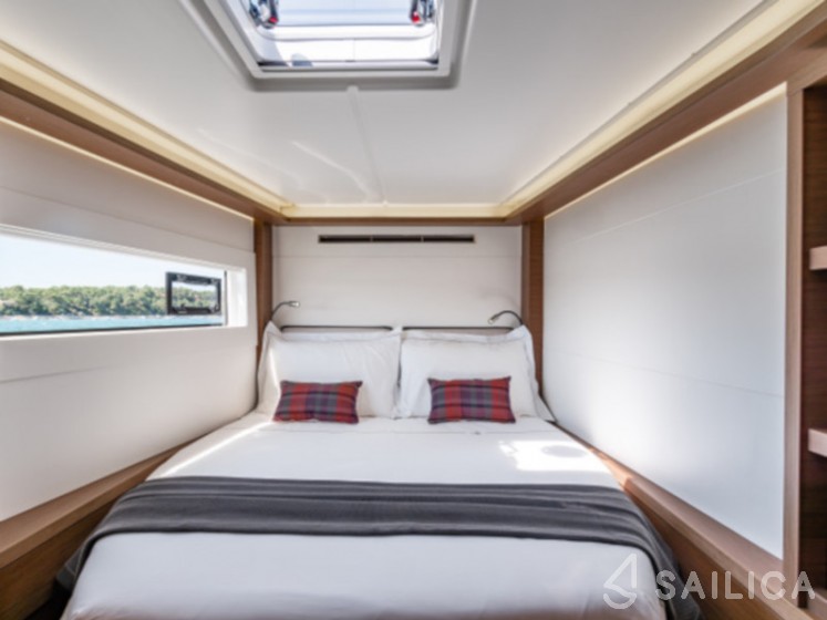 Lagoon 46  - Yacht Charter Sailica