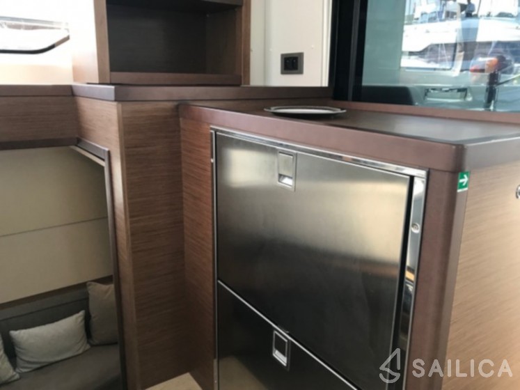 Lagoon 46  - Yacht Charter Sailica