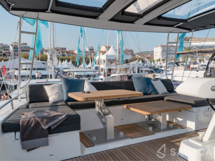Lagoon 52F - Yacht Charter Sailica