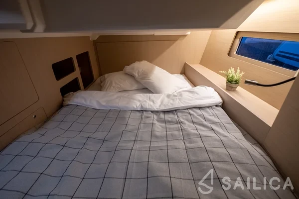 Oceanis 46.1 - Yacht Charter Sailica