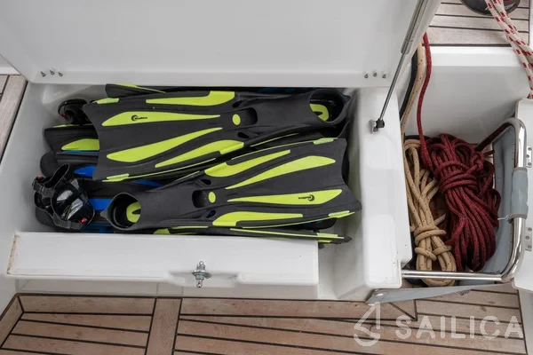 Oceanis 46.1 - Yacht Charter Sailica