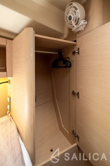 Oceanis 46.1 - Yacht Charter Sailica