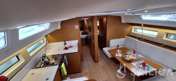 Sun Odyssey 490 - Yacht Charter Sailica