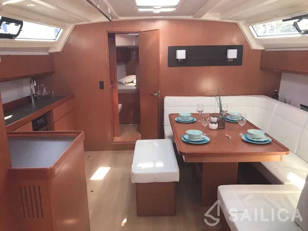 Bavaria 46 Cruiser - Yacht Charter Sailica