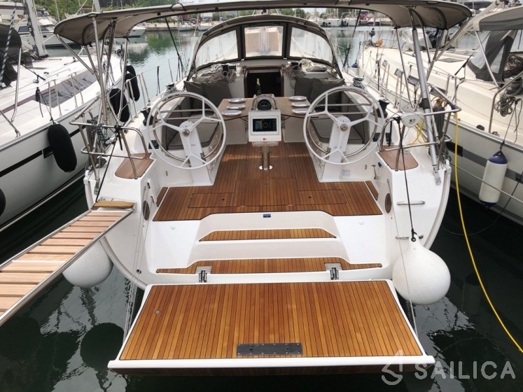 Bavaria 46 Cruiser - Yacht Charter Sailica