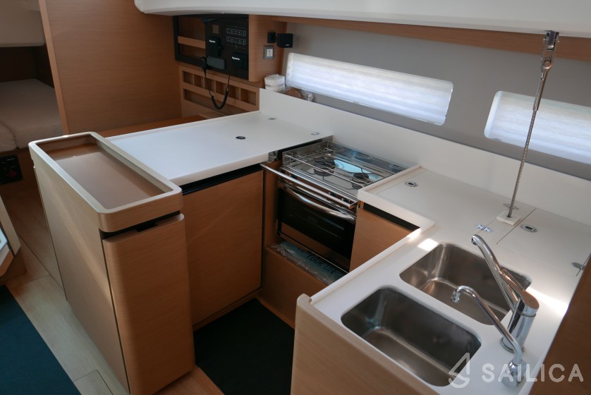 Sun Odyssey 440 - Yacht Charter Sailica
