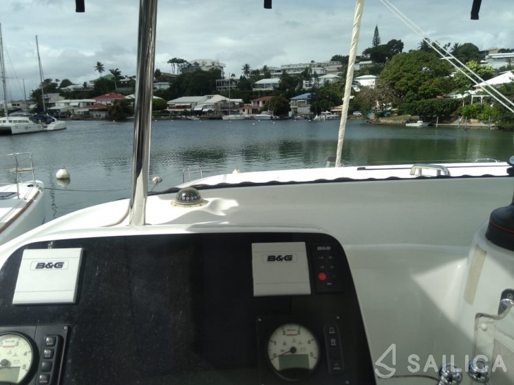 Lagoon 42 - Yacht Charter Sailica