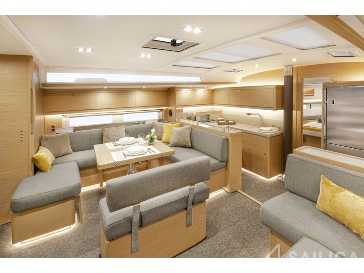 Dufour 530 - Yacht Charter Sailica