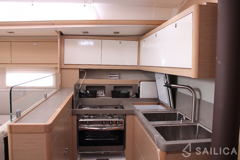 Dufour 530 - Yacht Charter Sailica