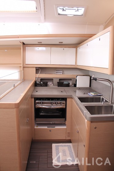 Dufour 530 - Yacht Charter Sailica