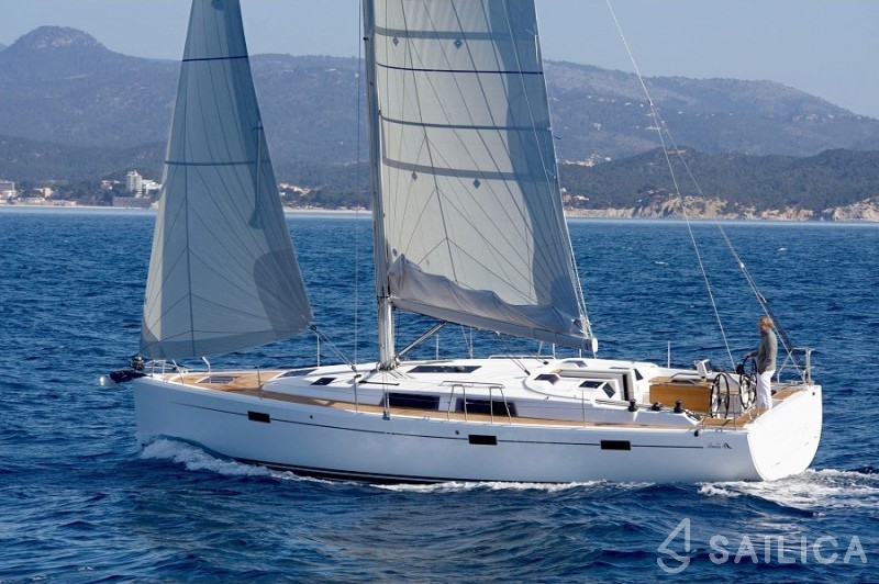 Hanse 415 - Yacht Charter Sailica