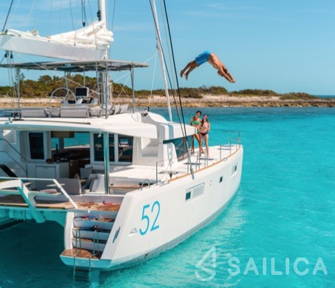 Lagoon 52F - Yacht Charter Sailica