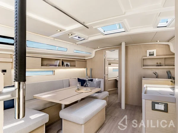 Oceanis 40.1 - Yacht Charter Sailica