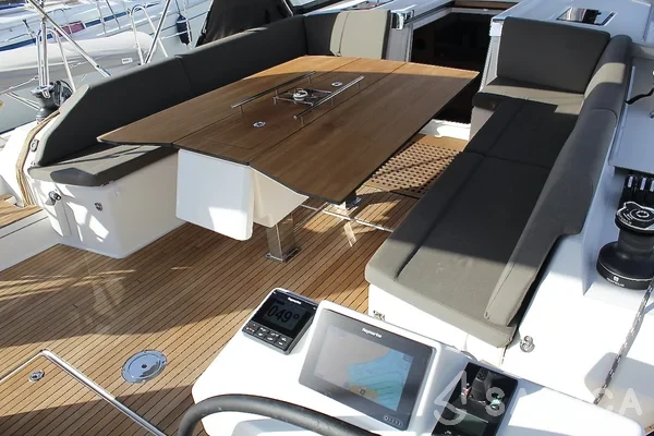 Dufour 530 - Yacht Charter Sailica