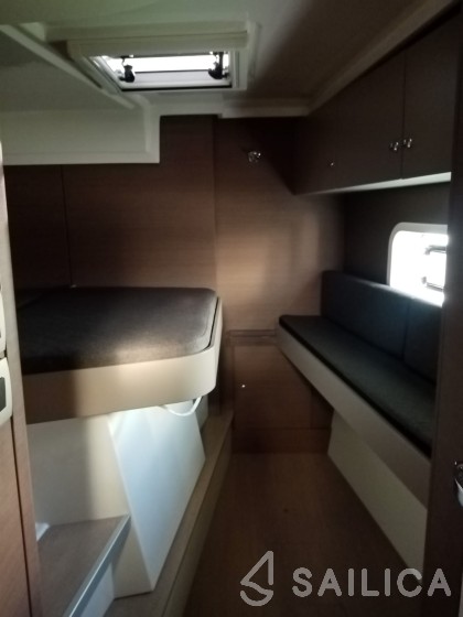Bali Catspace - Yacht Charter Sailica