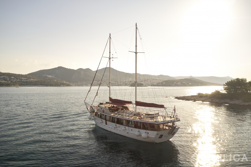 Gulet - Yacht Charter Sailica