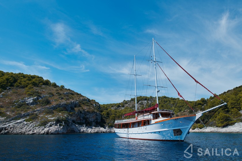 Gulet - Yacht Charter Sailica