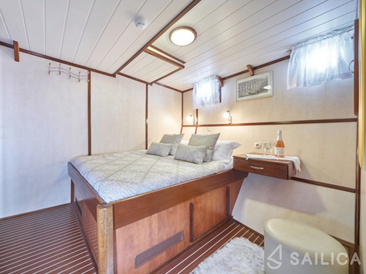 Gulet - Yacht Charter Sailica