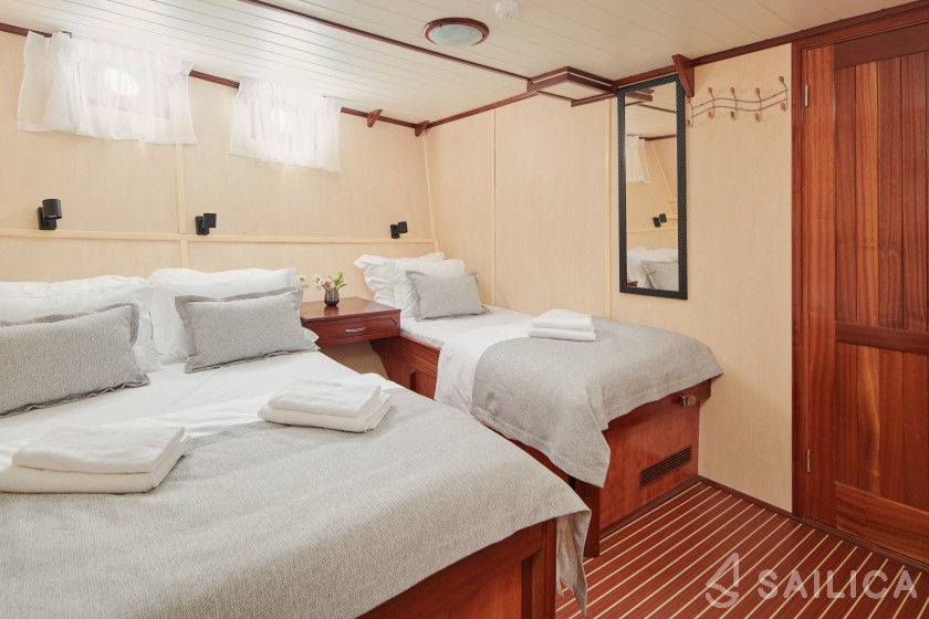 Gulet - Yacht Charter Sailica