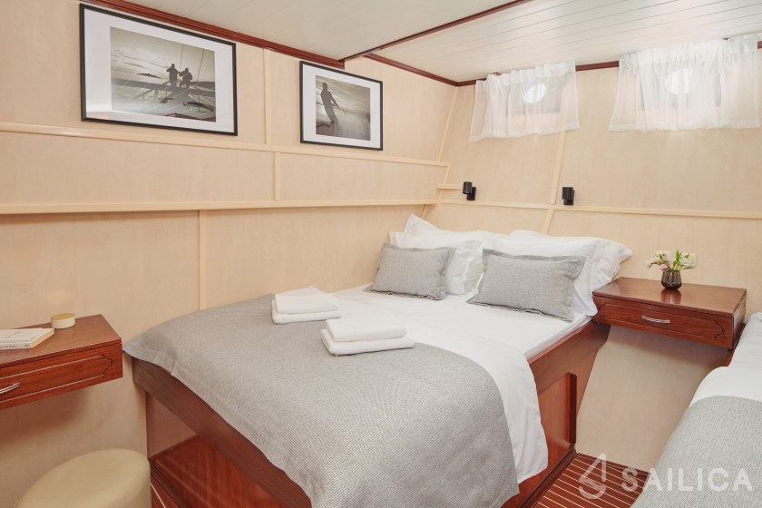 Gulet - Yacht Charter Sailica
