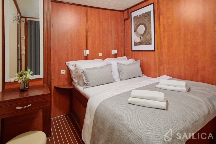 Gulet - Yacht Charter Sailica