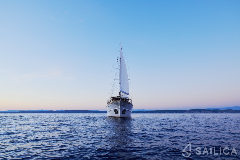 Gulet - Yacht Charter Sailica