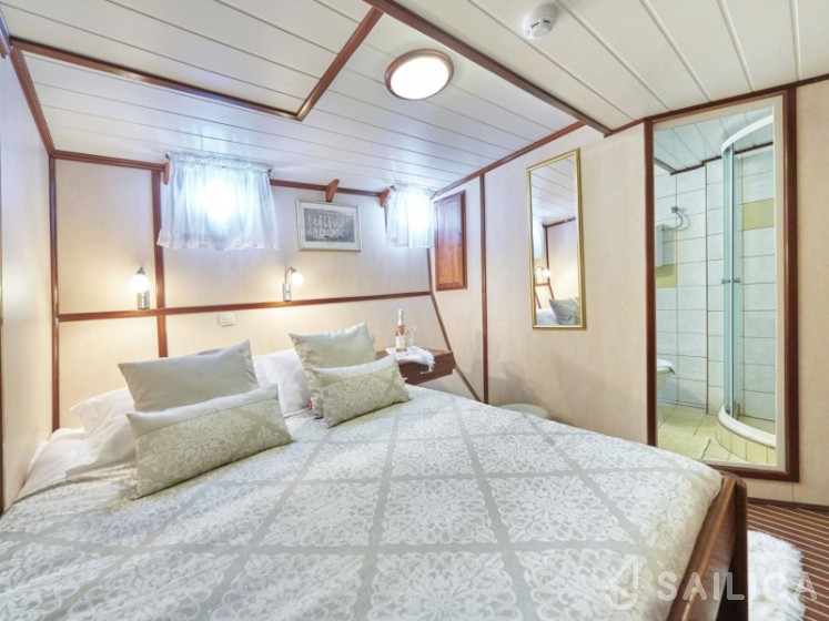 Gulet - Yacht Charter Sailica