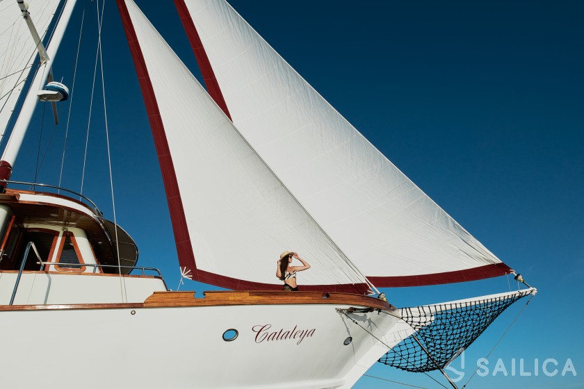 Gulet - Yacht Charter Sailica