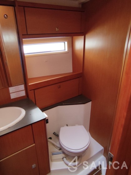 Bavaria 56 Cruiser - Yacht Charter Sailica