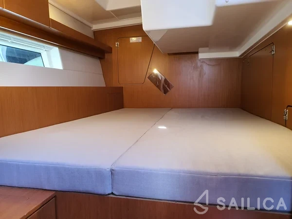 Bavaria C45 - Yacht Charter Sailica