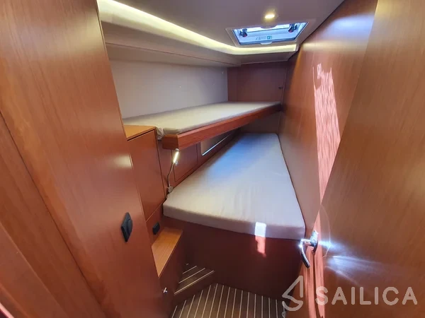 Bavaria C45 - Yacht Charter Sailica