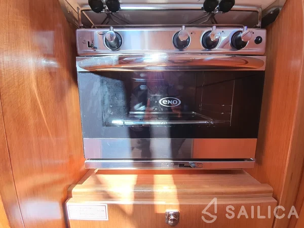 Bavaria C45 - Yacht Charter Sailica