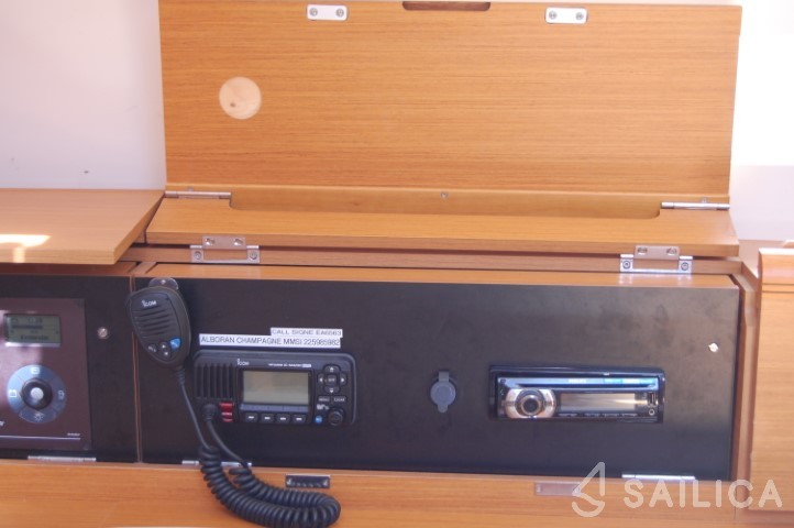 Sun Odyssey 519 - Yacht Charter Sailica