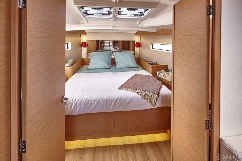 Sun Odyssey 440 - Yacht Charter Sailica