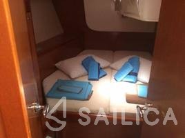 Oceanis 46 - Yacht Charter Sailica