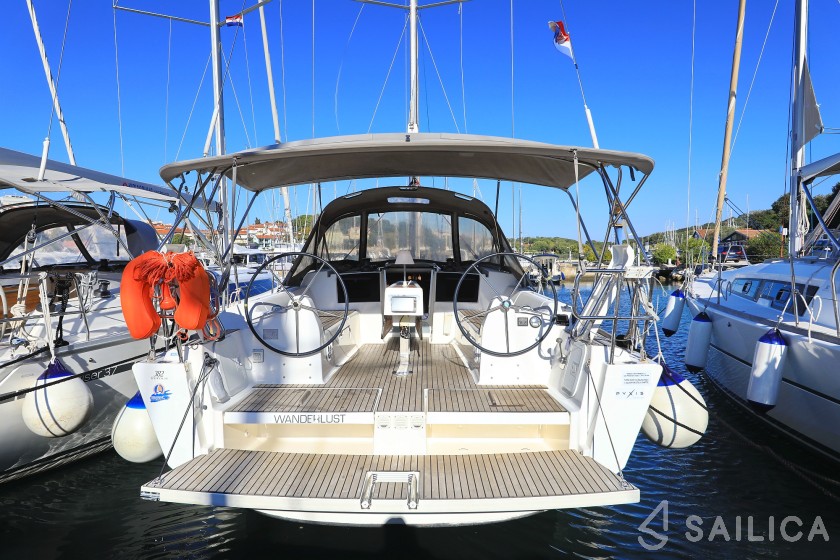 Dufour 382 GL - Yacht Charter Sailica