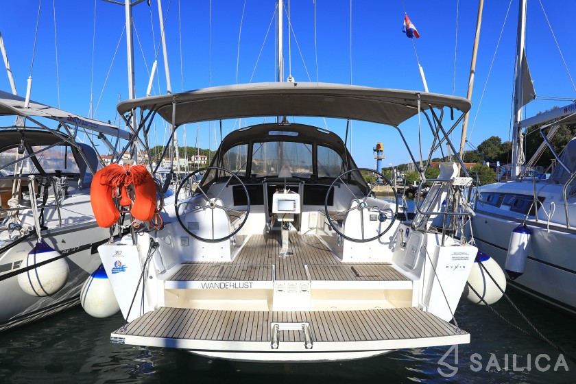 Dufour 382 GL - Yacht Charter Sailica