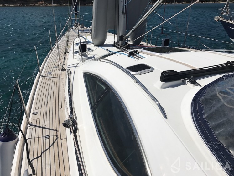 Sun Odyssey 54DS - Yacht Charter Sailica