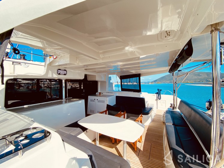 Lagoon 46  - Yacht Charter Sailica