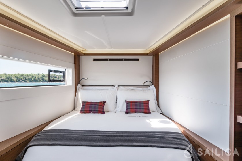 Lagoon 46  - Yacht Charter Sailica