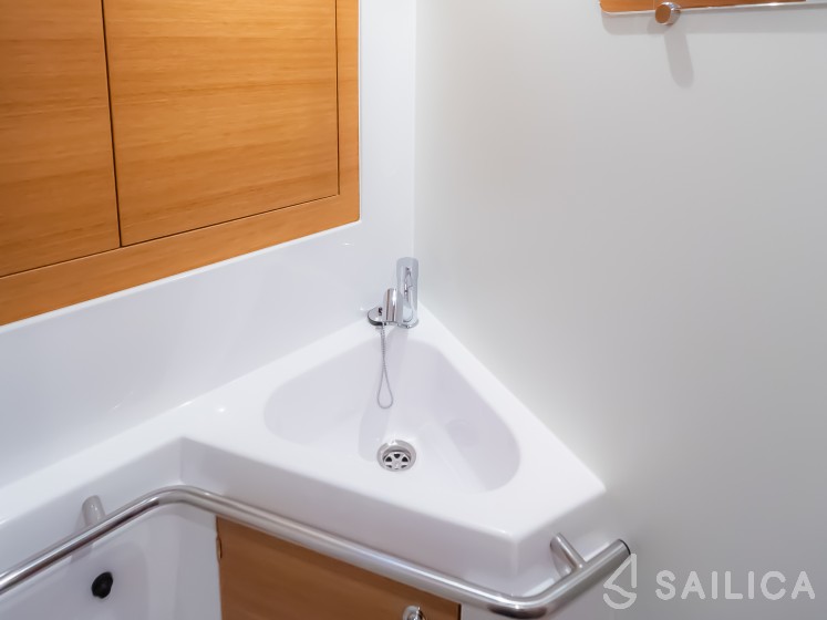 Elan Impression 45.1 - Yacht Charter Sailica