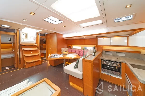 Dufour 530 - Yacht Charter Sailica