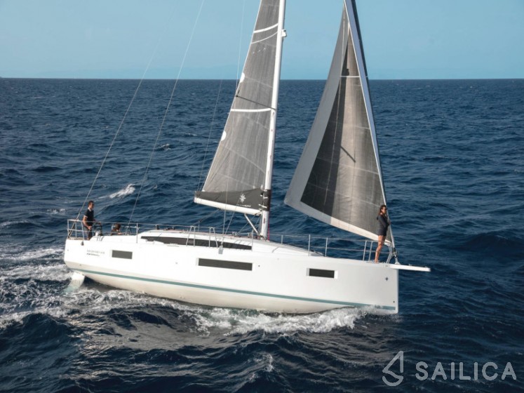 Sun Odyssey 410 - Yacht Charter Sailica