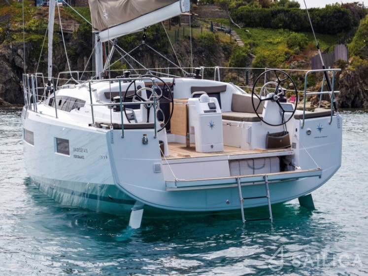 Sun Odyssey 410 - Yacht Charter Sailica