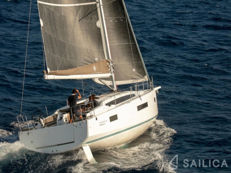 Sun Odyssey 410 - Yacht Charter Sailica