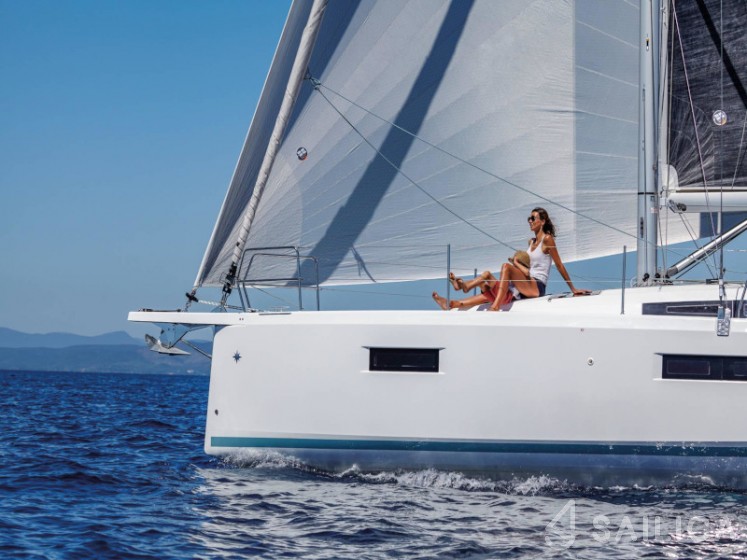 Sun Odyssey 410 - Yacht Charter Sailica