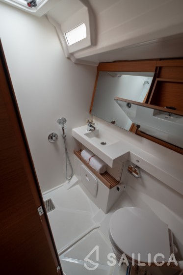 Sun Odyssey 440 - Yacht Charter Sailica